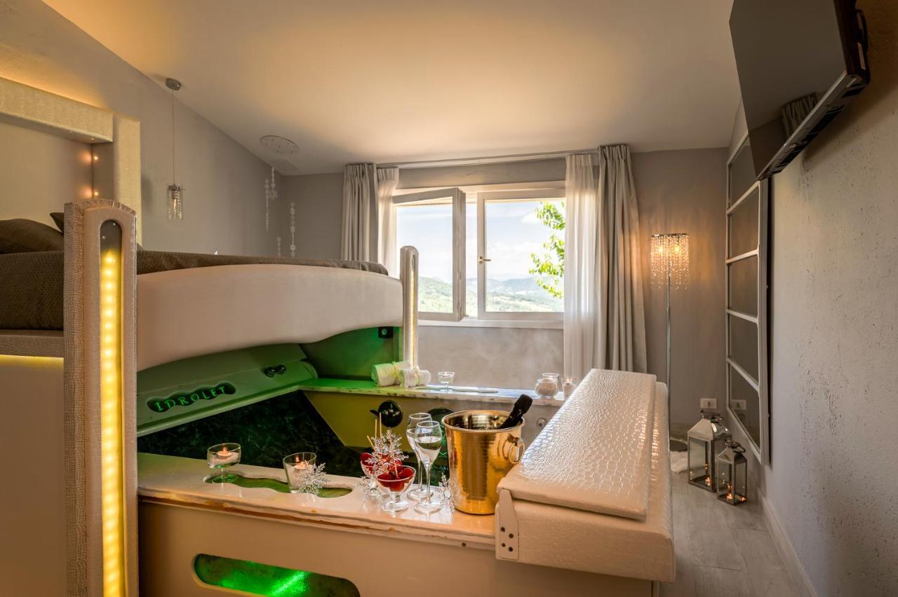 Hotel Butterfly - Il Nido D'Amore Bologna Monzuno Exterior photo